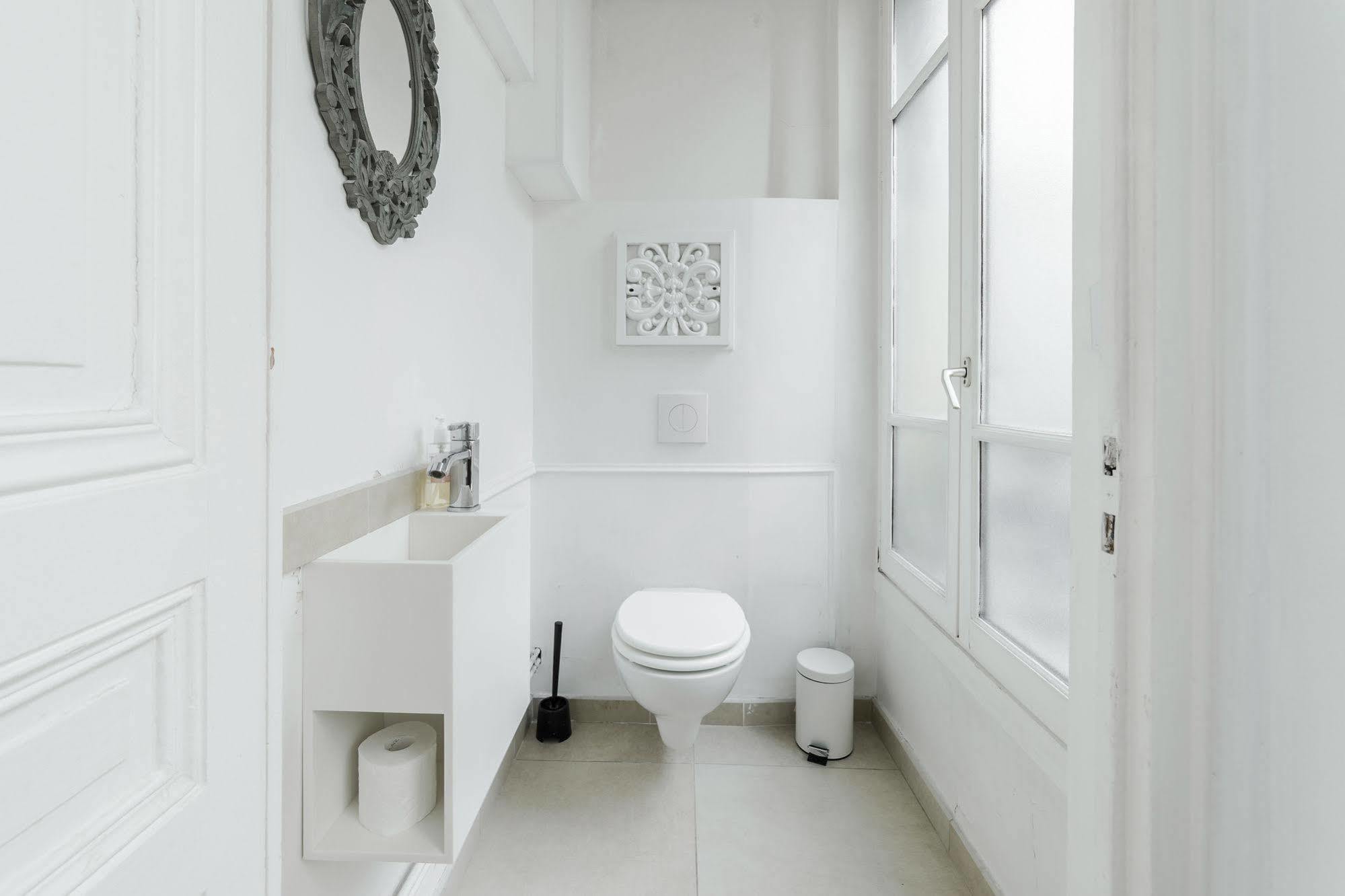The Thonet House - A Luxury Historic Collection Apartment Lyon Bagian luar foto