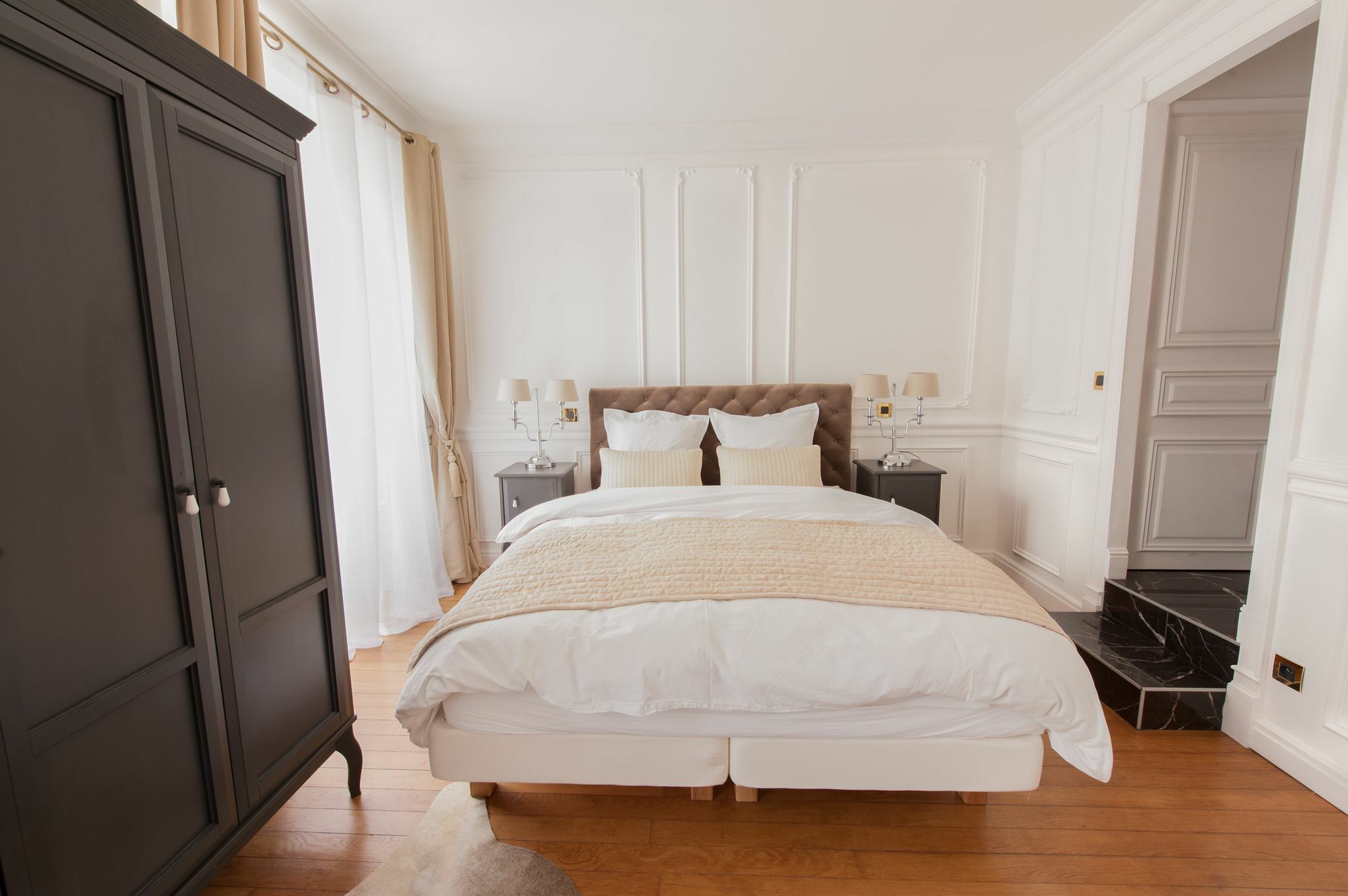 The Thonet House - A Luxury Historic Collection Apartment Lyon Bagian luar foto