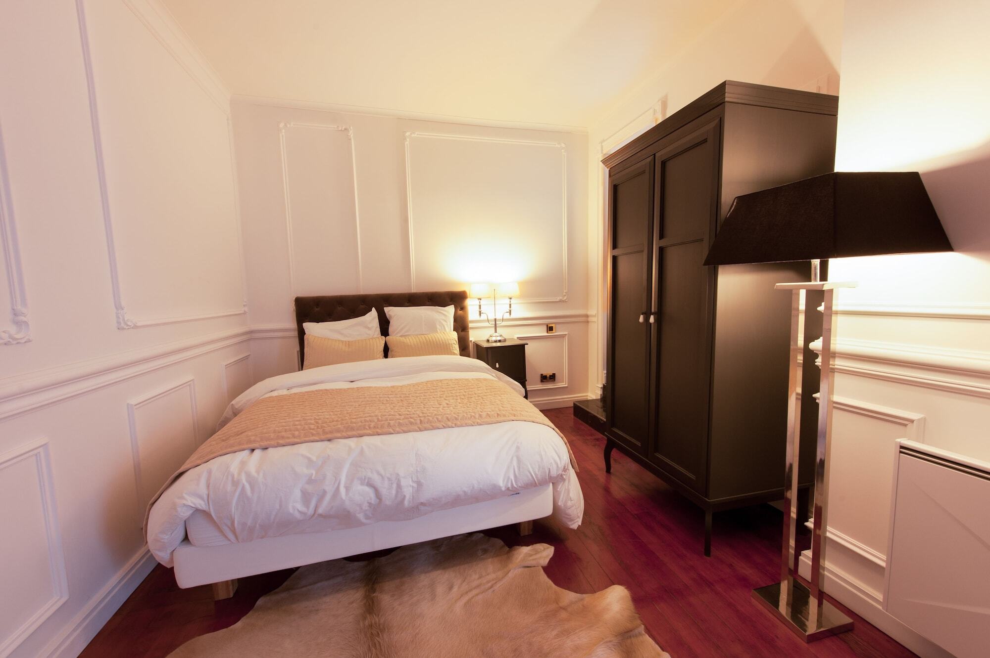 The Thonet House - A Luxury Historic Collection Apartment Lyon Bagian luar foto